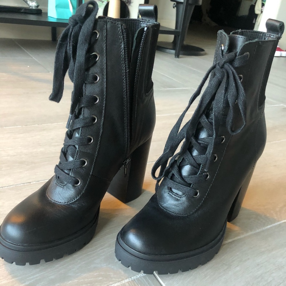 STEVE MADDEN COMBAT BOOT HEELS